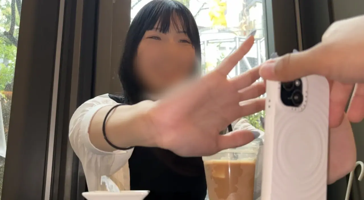 潮吹きがエグいと噂のアパレル店員。